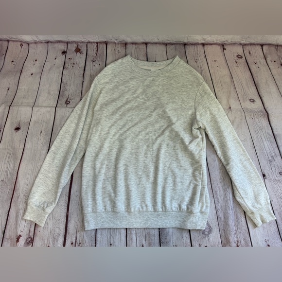 Basic Gray Sweatshirt - Picture 4 of 4